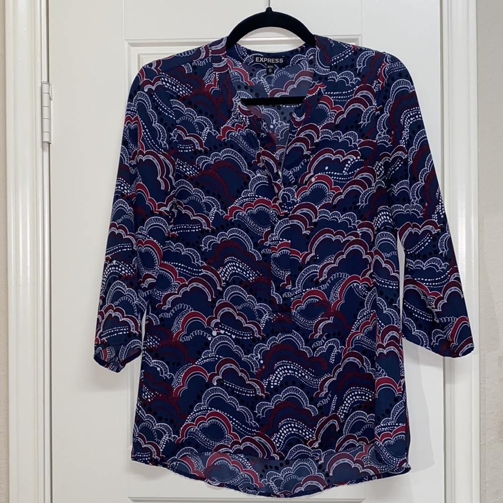 Express front zip 3/4 sleeve blouse
